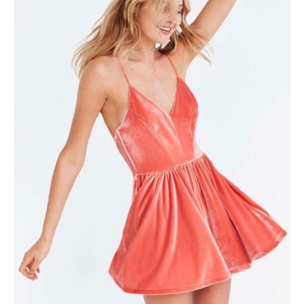 Urban Outfitters Silence & Noise Velvet Romper Dress Coral Pink - Size S